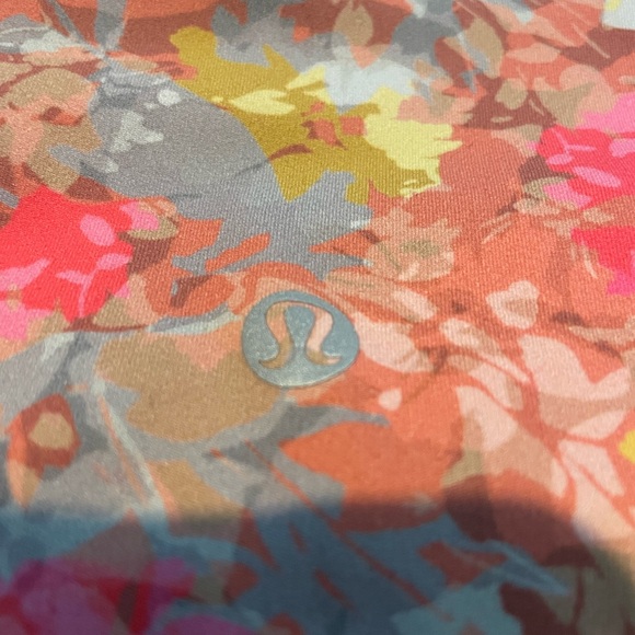 LULULEMON Unlimit High Rise Tight 25" Sz 12 Inflorescence Multi Nulu W5DOSS EUC - Picture 3 of 5